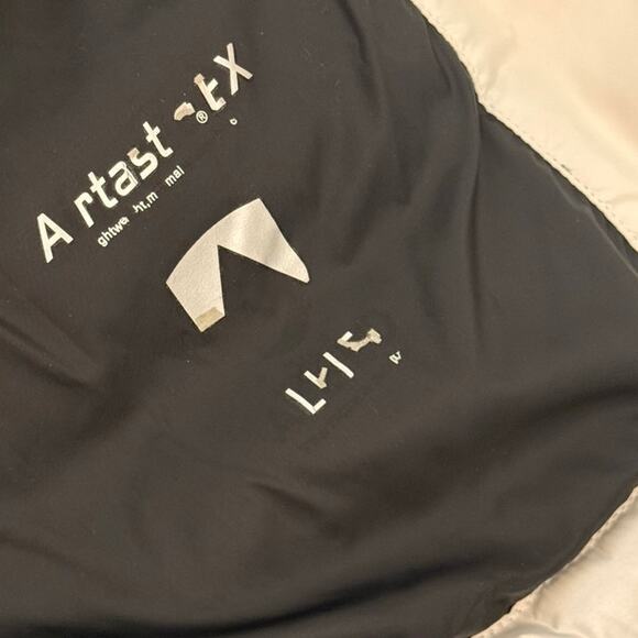 Perfect Moment Oversized Down Ski Vest Medium Ski Cold Puffer Outdoor Snow - Picture 12 of 12